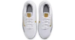 BOYS BIG KID ISOFLY BASKETBALL SHOE><noscript><img width=