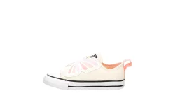 GIRLS INFANT CHUCK TAYLOR ALL STAR EASY ON SNEAKER><noscript><img width=