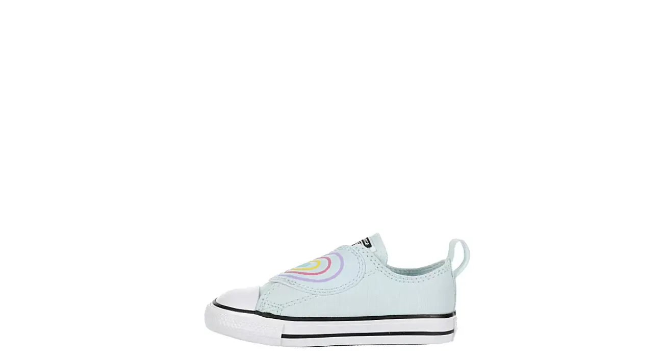 GIRLS INFANT CHUCK TAYLOR ALL STAR HEART STRAP SNEAKER>CONVERSE