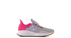 GIRLS LITTLE KID FRESH FOAM ROAV SNEAKER>NEW BALANCE New