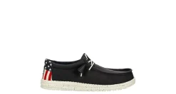 MENS WALLY AMERICANA SLIP ON SNEAKER>HEYDUDE