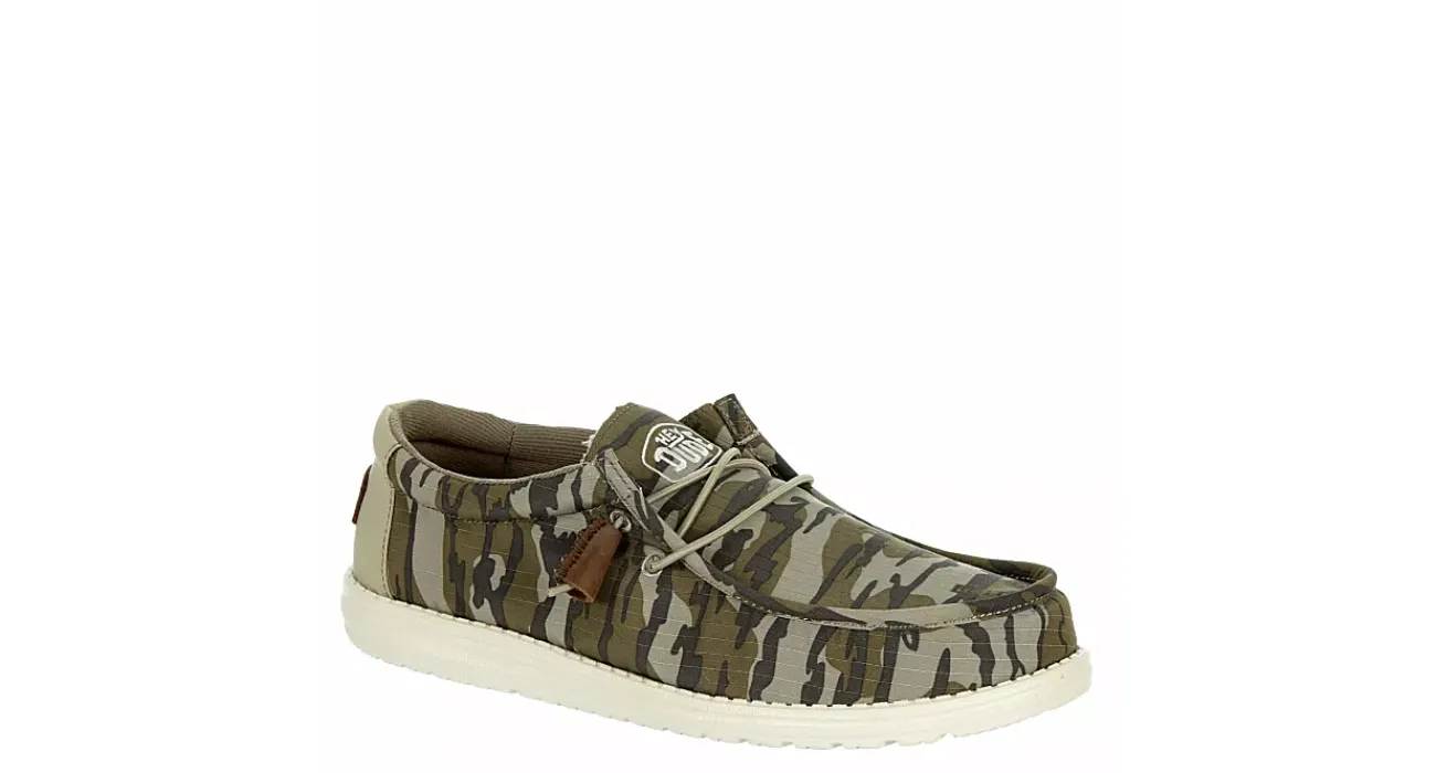 MENS WALLY MOSSY OAK SLIP ON SNEAKER>HEYDUDE New