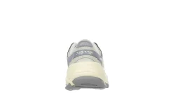 WOMENS AL8 SNEAKER><noscript><img width=