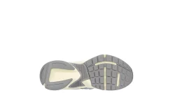 WOMENS AL8 SNEAKER><noscript><img width=