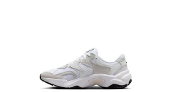 WOMENS AL8 SNEAKER><noscript><img width=