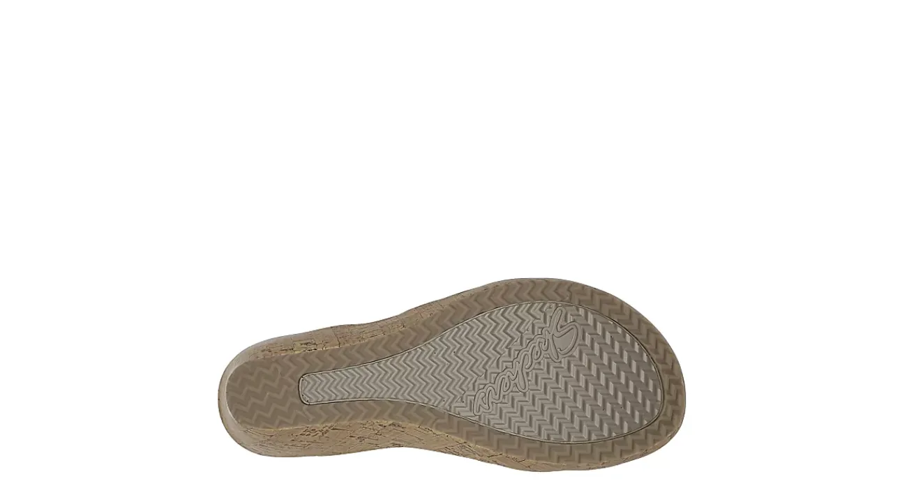 WOMENS BEVERLEE-DELICATE GLOW WEDGE SANDAL>SKECHERS Hot