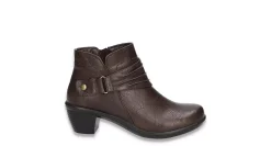 WOMENS DAMITA CASUAL SHORT>EASY STREET Clearance