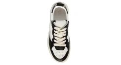 WOMENS EVERLIE SNEAKER><noscript><img width=