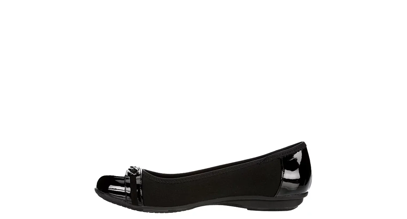 WOMENS FAYE FLAT>XAPPEAL Clearance