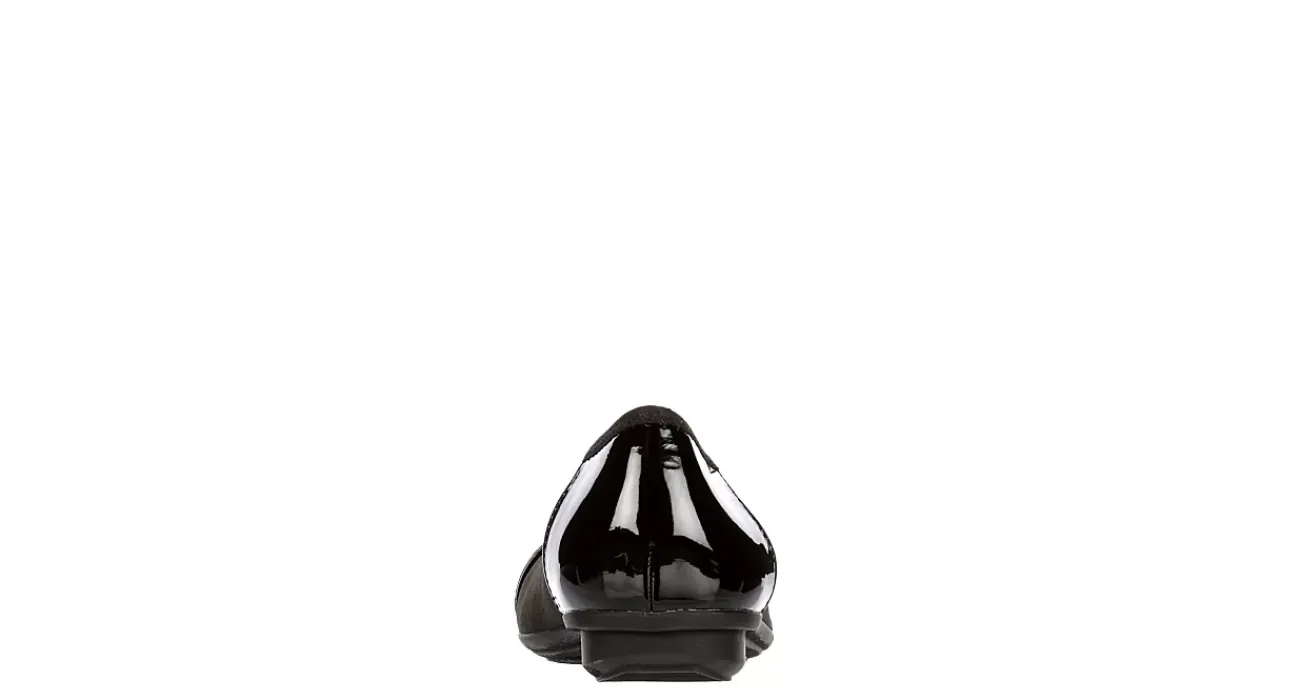 WOMENS FAYE FLAT>XAPPEAL Clearance