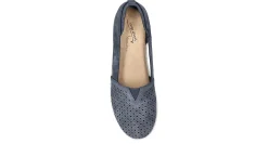 WOMENS FEDRA SLIP ON SNEAKER><noscript><img width=