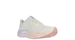 WOMENS FUELCELL PROPEL V4 RUNNING SHOE>NEW BALANCE