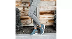 WOMENS SEENA WEDGE SNEAKER><noscript><img width=